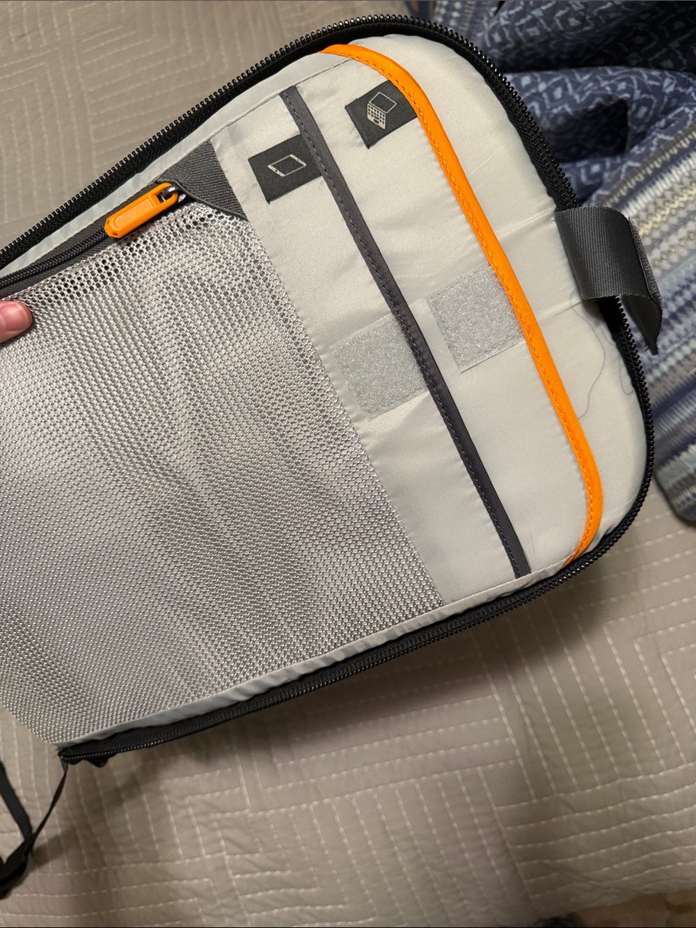 Lowepro - Flipside BP 300 AW III Camera Backpack Like New - Picture 15 of 16